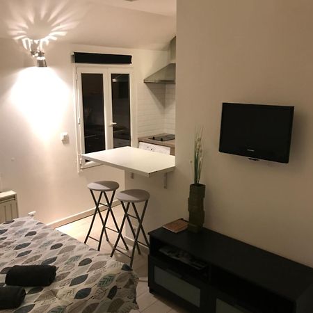 Le Studio - Hyper Centre De Fontainebleau - Proche Insead Екстериор снимка