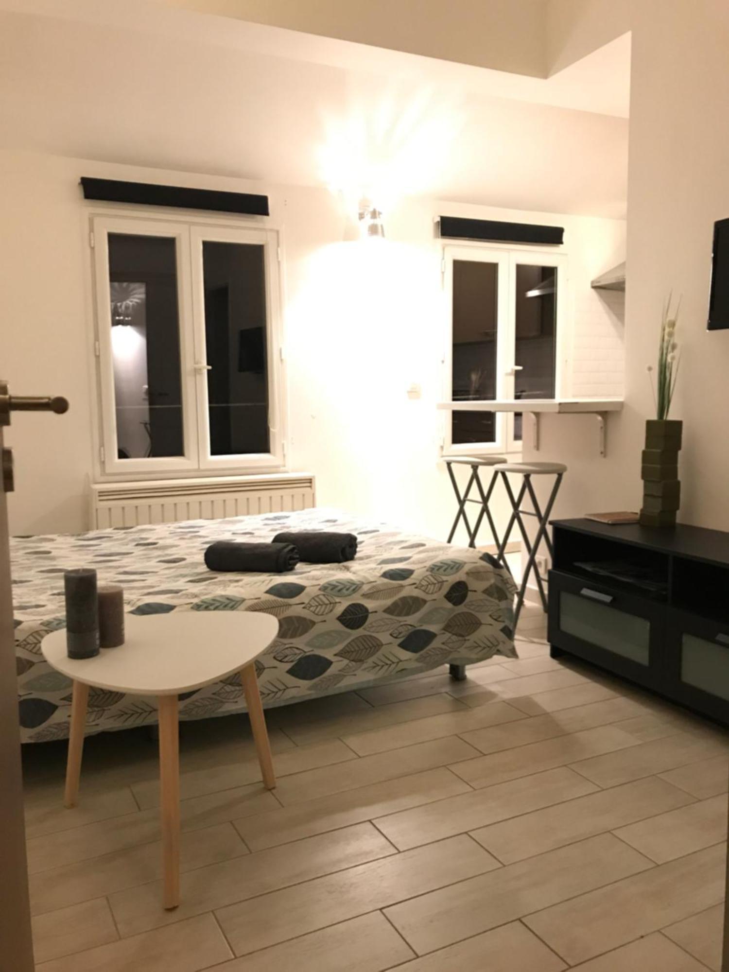 Le Studio - Hyper Centre De Fontainebleau - Proche Insead Екстериор снимка