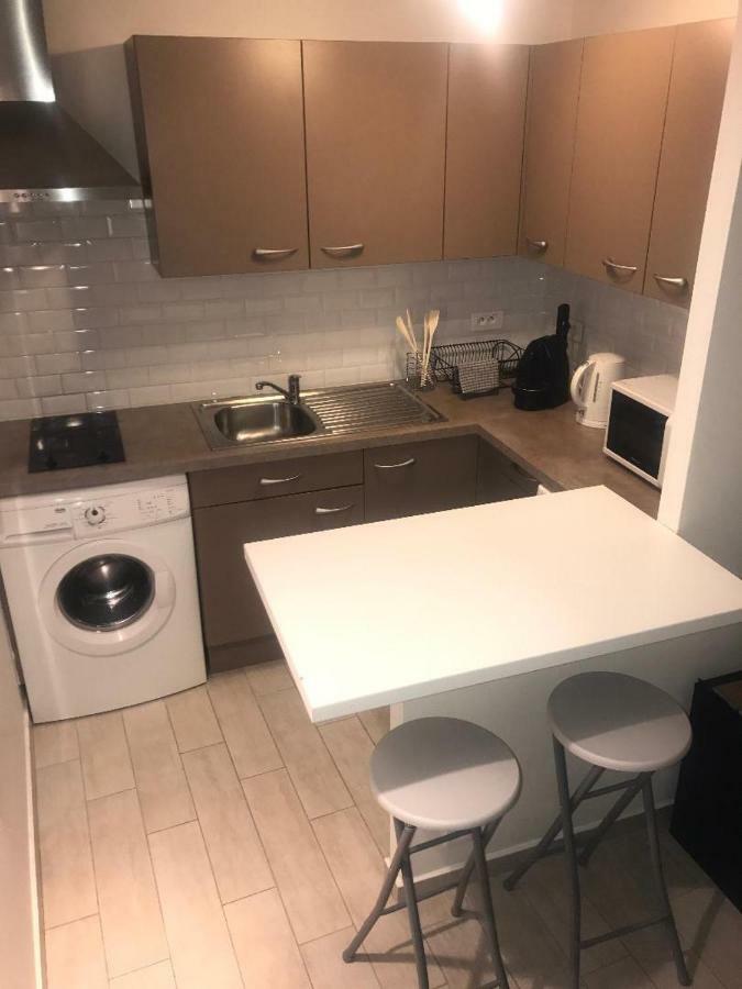 Le Studio - Hyper Centre De Fontainebleau - Proche Insead Екстериор снимка